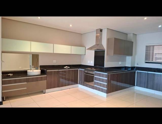 3 BEDROOM PROPERTY TO RENT IN OVERPORT